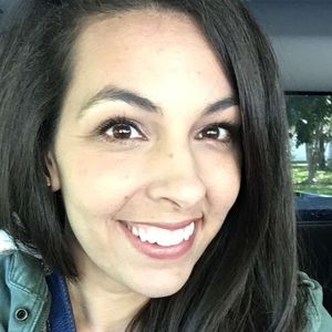 Meet your Posher, Amy